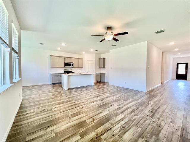 Foto del edificio - 1208 Sequoia Ln