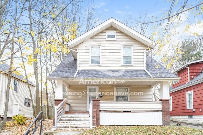 Building Photo - 411 Noah Ave