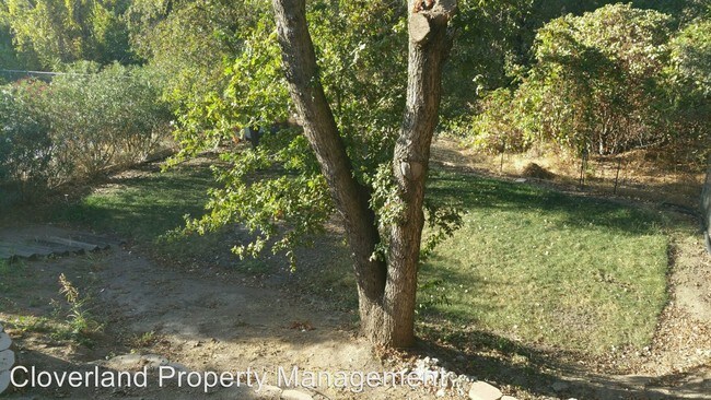 Foto del edificio - 1200 River Bluff Dr