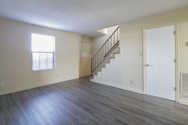 Building Photo - 284-2 Northridge Drive