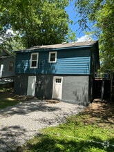 Building Photo - 711 Grandview Ave