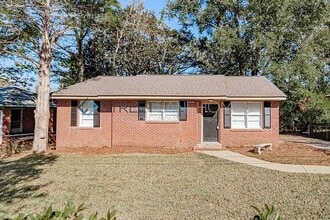 Building Photo - 4443 Sims St