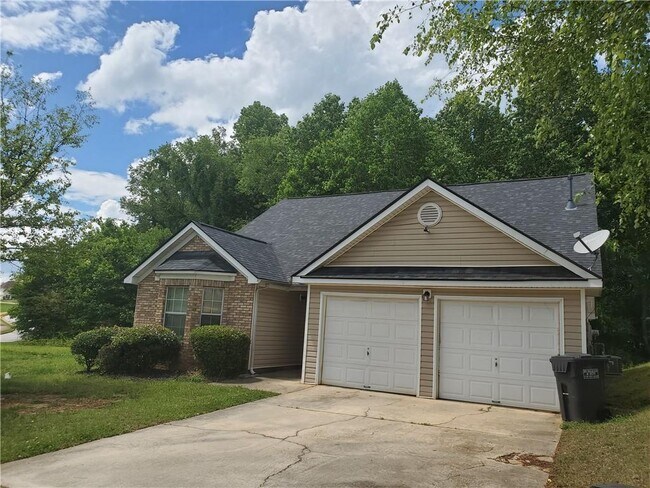 Building Photo - 35 Lassiter Dr