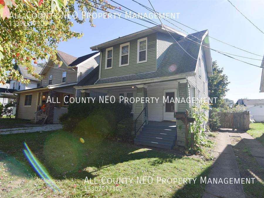 Primary Photo - 3 Bedroom house in Akron!