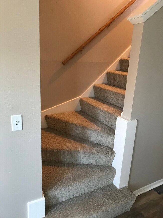 Stairway upstairs - 126 W Niesen Dr