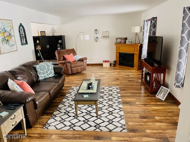 Building Photo - 4 br, 2.5 bath House - 21800 Gareth Ln