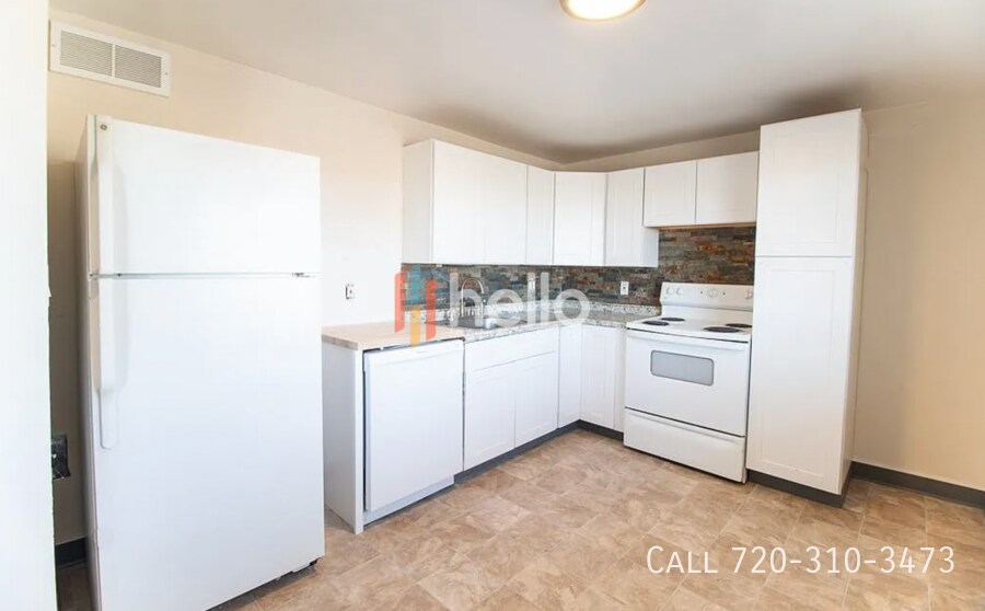 Foto principal - 235 S Ingalls St