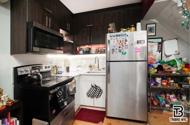 Photo - 3 bedroom in BROOKLYN NY 11233 Apartment