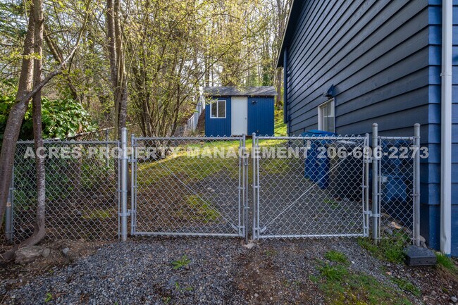 Building Photo - 21222 15th Ave S