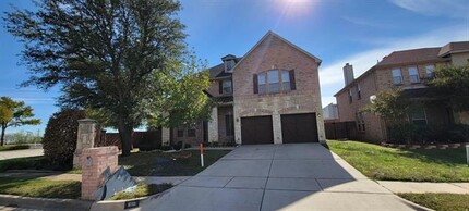 Building Photo - 610 Port Royale Way