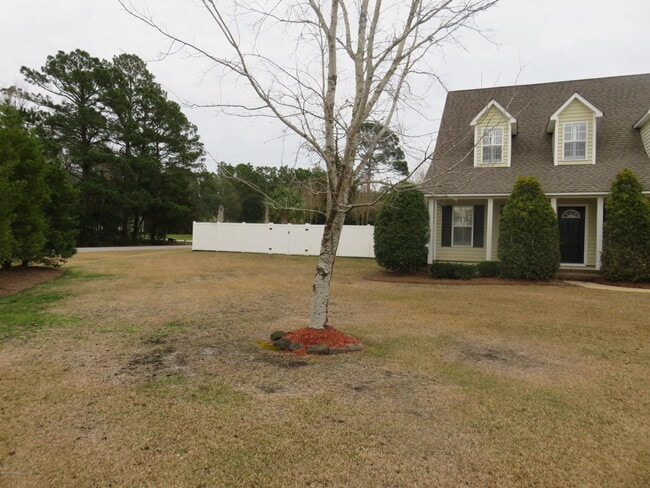 Building Photo - 240 Star Hill Dr