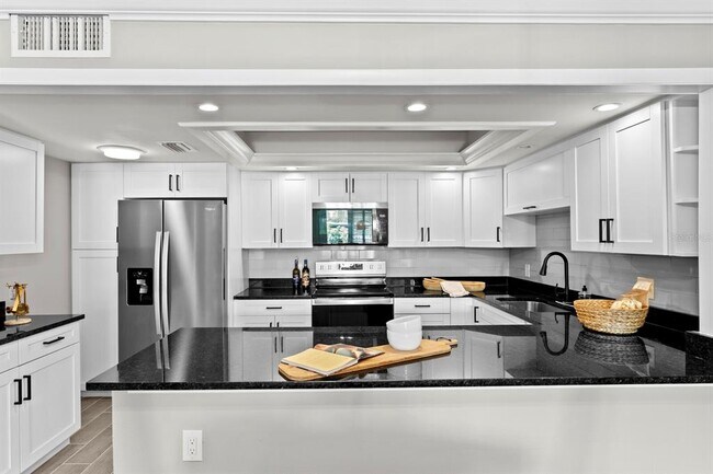 Foto del edificio - 100 Oakmont Ln