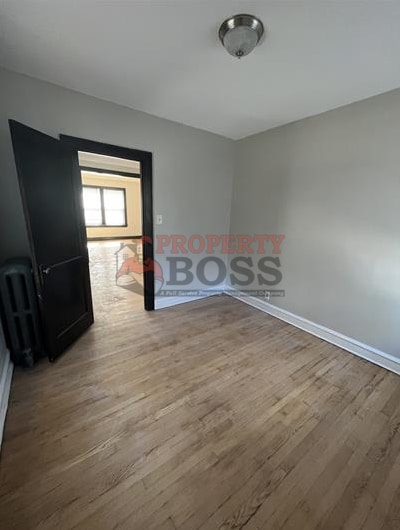 Foto del edificio - 833 E 114th St