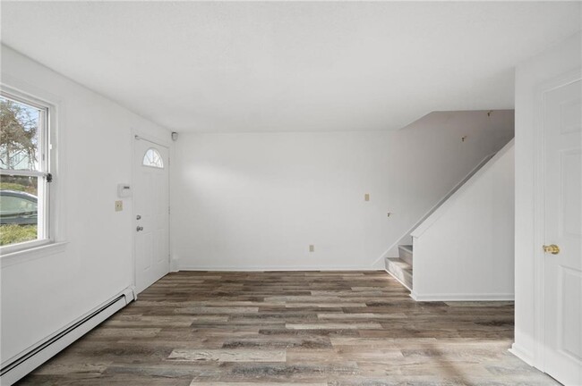 Building Photo - 330 Veazie St