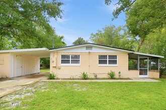 Building Photo - 6813 Tinkerbell Ln