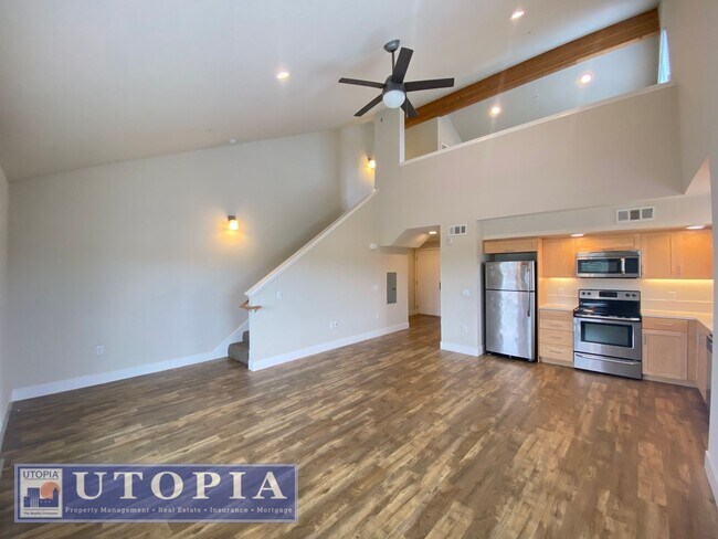 Foto del edificio - Beautiful, top floor apartment located in ...