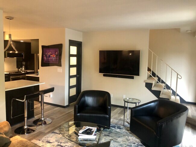 Foto del edificio - 3680 Independence Ave S