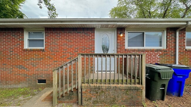 Building Photo - 3407 Tait Terrace