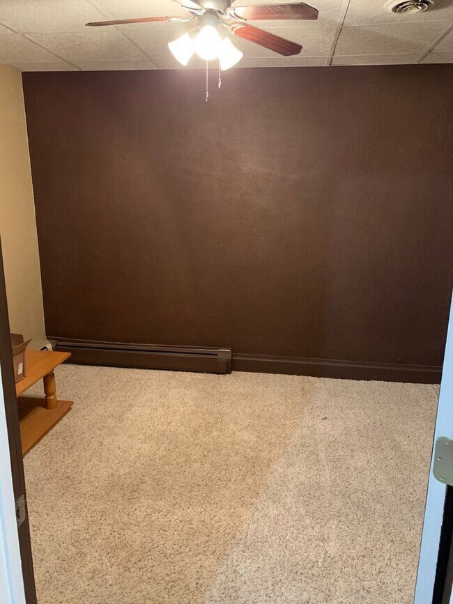 Foto del edificio - 2 br, 1 bath House - 835 Pleasant St.