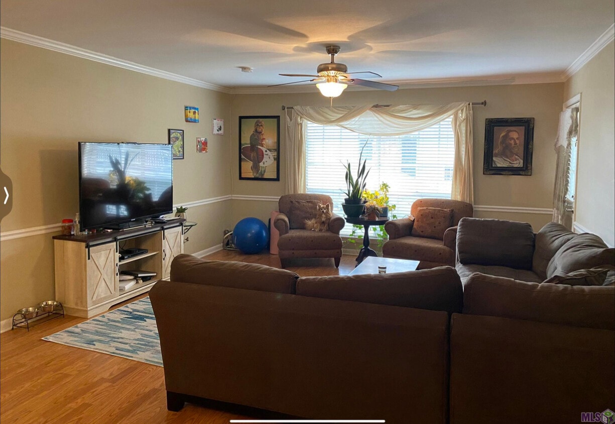 10434 Jefferson Hwy Unit e E, Baton Rouge, LA 70809 Condo for Rent in