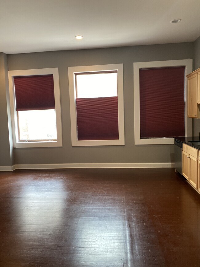 Foto del edificio - 945 4th Ave