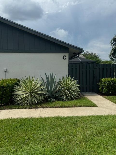 Foto del edificio - 1171 Summit Trail Cir