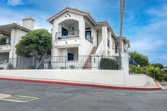 Building Photo - 2395 Rancho Del Oro Rd