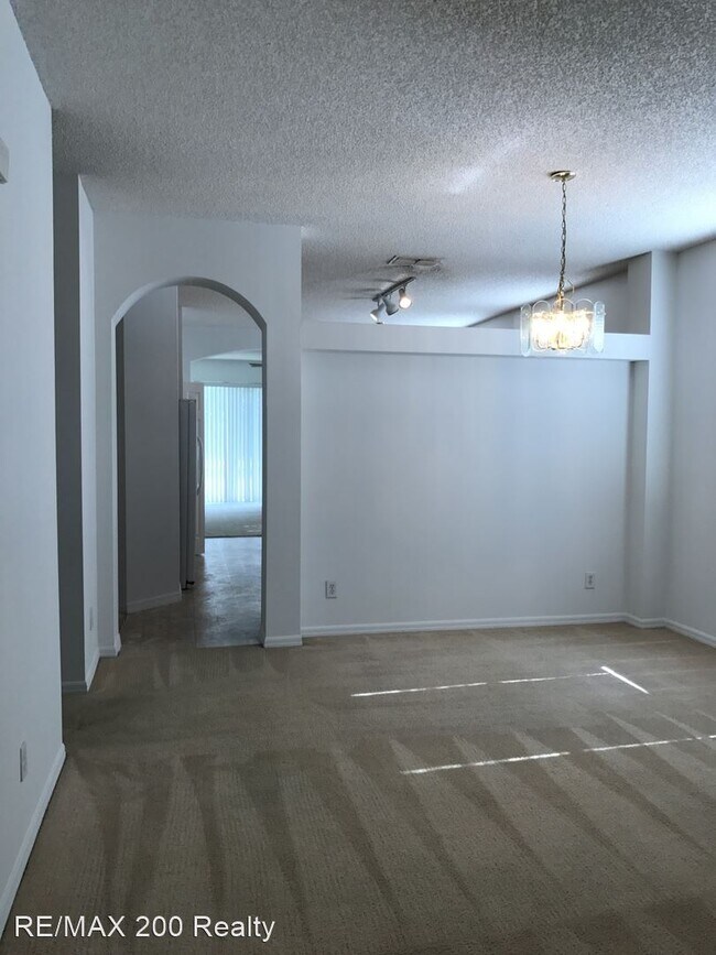 Foto del edificio - 4 br, 2 bath House - 14722 Kristenright Lane