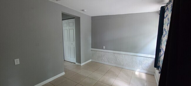 Building Photo - 65 1st Ave