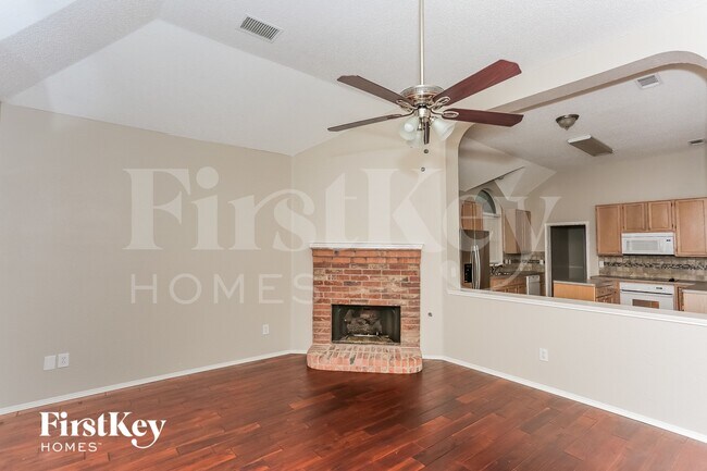 Foto del edificio - 2136 Mahogany St