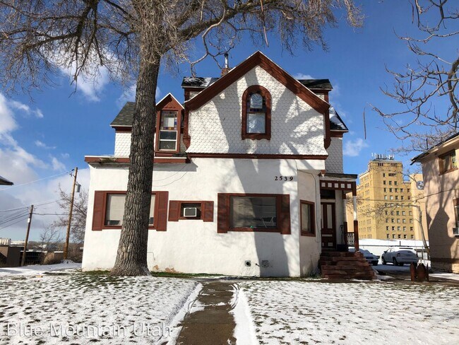 Foto del edificio - 2539 Adams Ave