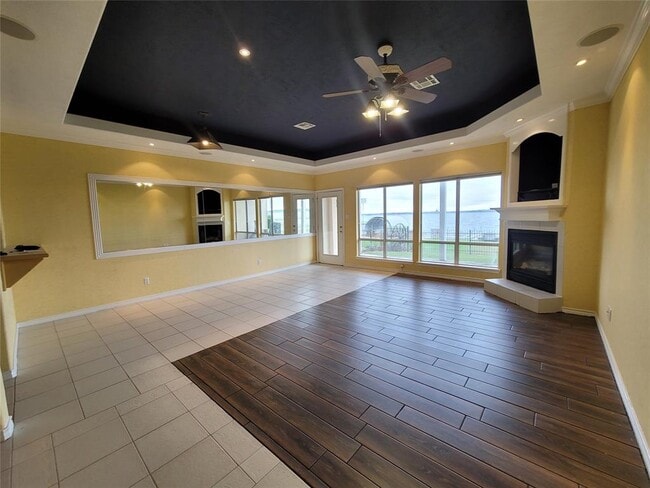 Building Photo - 16 Regency Point