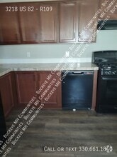Building Photo - 3218 OH-82