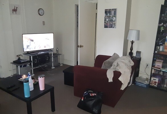 Building Photo - 38 Middle St