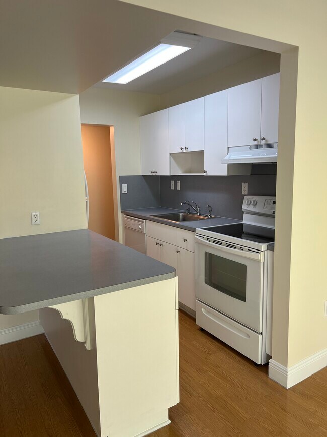 Kitchen - 9321 SW 4th St