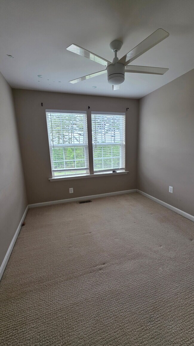 Foto del edificio - 1120 Bayberry Lane