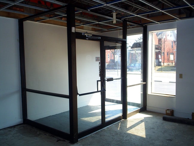 Building Photo - Hometeam Properties