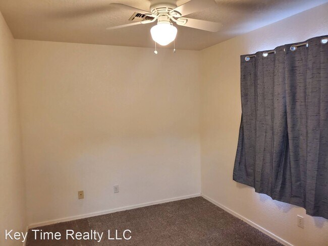 Building Photo - 2 br, 2 bath House - 4509 Calle Amigo