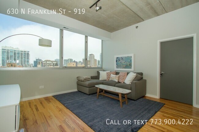 Building Photo - 630 N Franklin St
