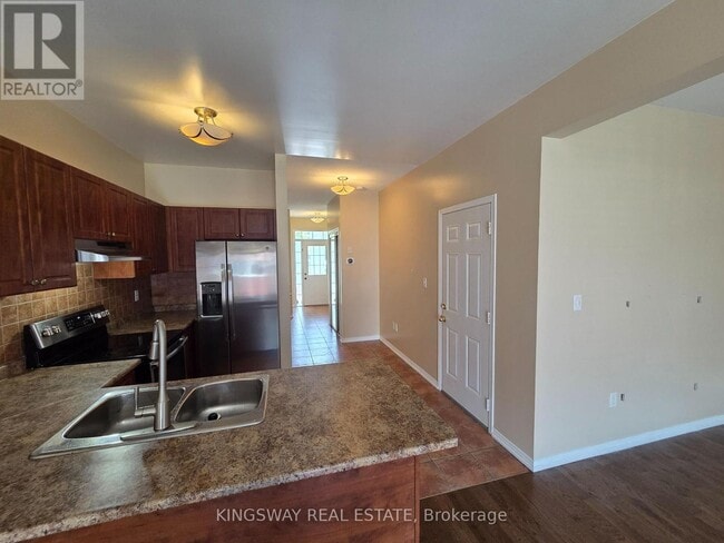 Building Photo - 28 Tidemore Heights