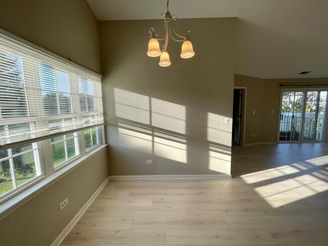 Foto del edificio - 2919 Rutland Cir