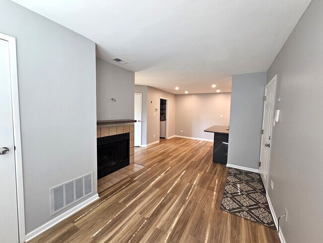 Building Photo - 1337 E Wyndham Cir
