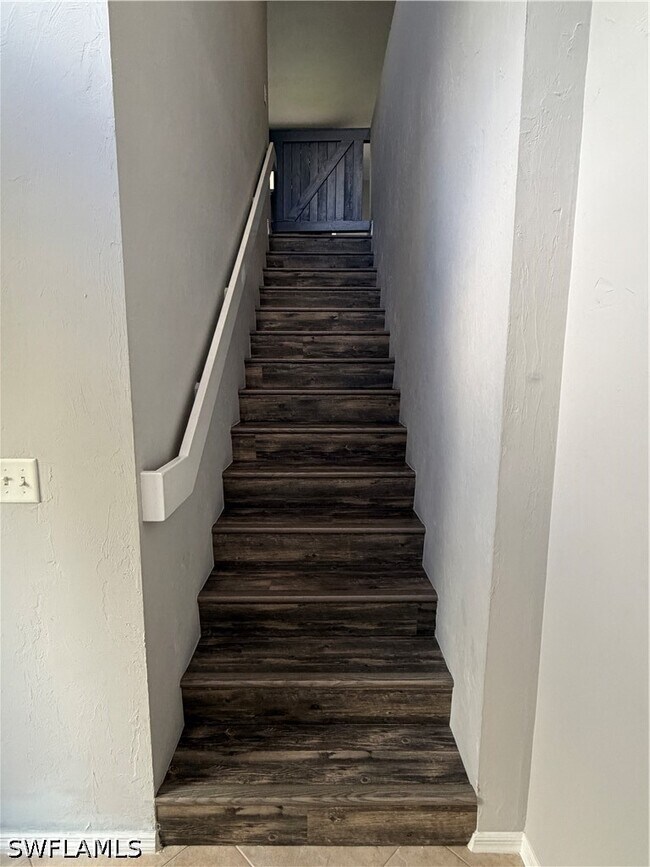 Foto del edificio - 2571 Citrus Lake Dr