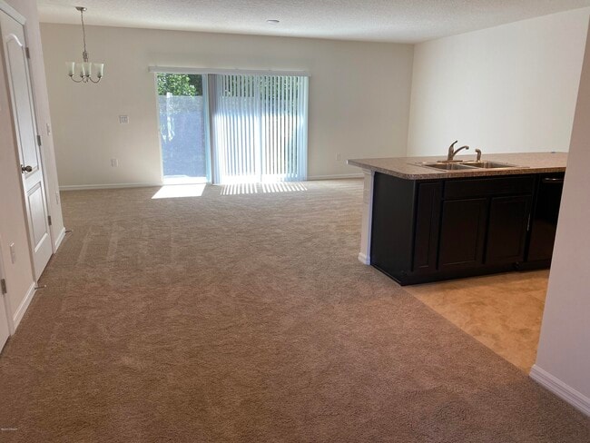 Building Photo - 1602 Primo Ct