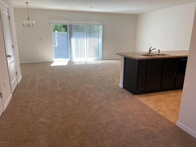 Foto del edificio - 1602 Primo Ct