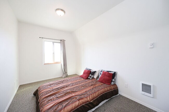 Foto del edificio - 3819 MT Highway 40 W
