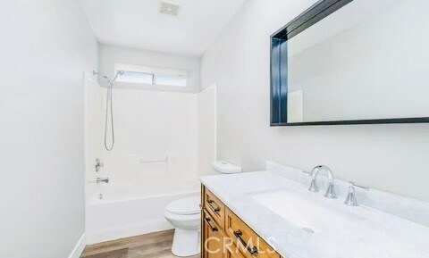 Foto del edificio - 5114 Yellow Rose Ct