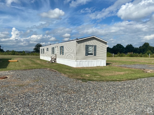 Building Photo - 768 Le Bois D'Arc Rd
