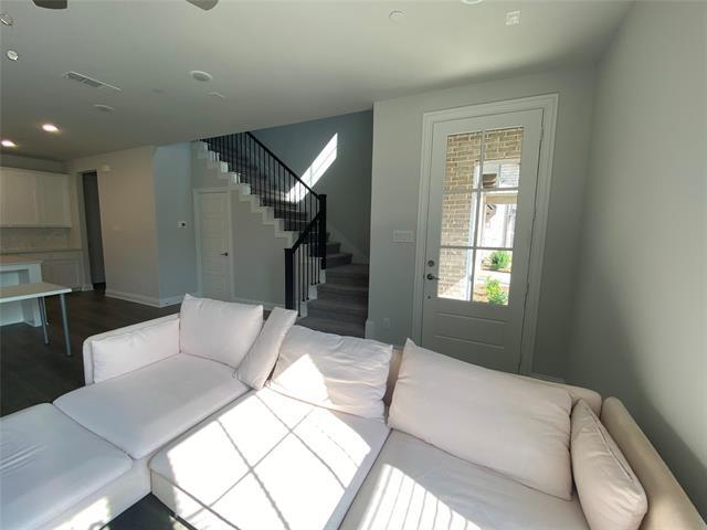 Building Photo - 1963 Newman Ave