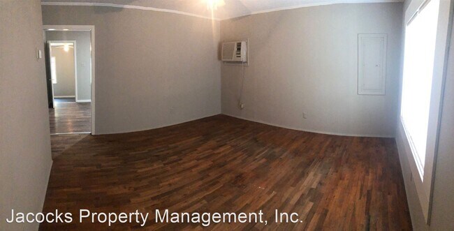 Building Photo - 3 br, 1 bath House - 680 Liberty